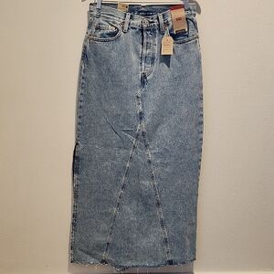 Levi's Maxi Denim Skirt Light Wash | 100% Cotton | Button Front | A-Line | NWT E